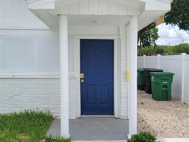 3823 Lydia St #2 — Photo 4
