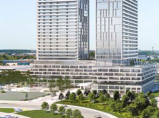 8960 Jane St #1212, Vaughan, ON L4K 0N9