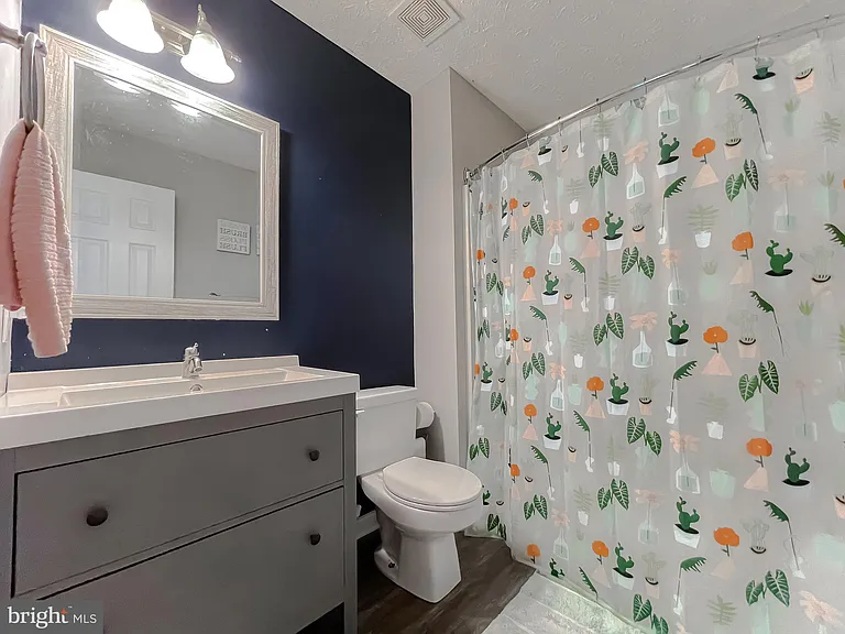 48221 Keel Dr — Photo 33