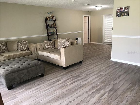 3rd image of 2211 Adam Ct