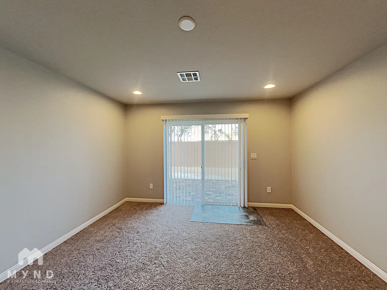 4 bed, 3.0 bath, 2667 sqft, $2,699 — Photo 2