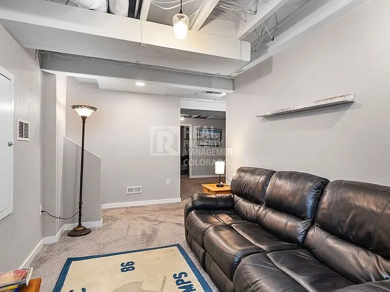20650 E Dartmouth Dr — Photo 24