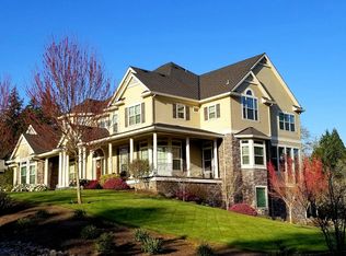 9464 SW Whispering Fir Dr, Beaverton, OR 97007