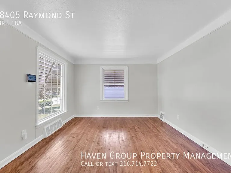 18405 Raymond St — Photo 5