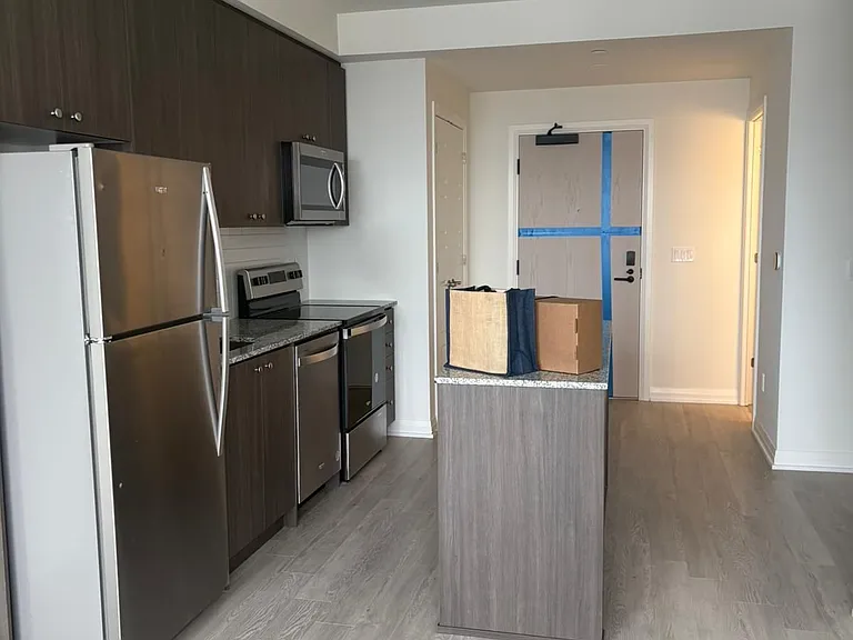 1415 Dundas St E #807 — Photo 14