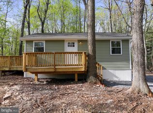 96 Shagbark Ln, Hedgesville, WV 25427