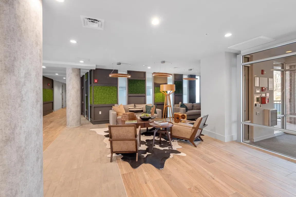 Mosaic at Largo Station apartments community photo