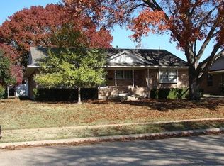 10659 Le Mans Dr, Dallas, TX 75238