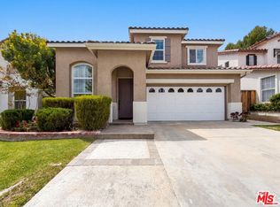 28441 Silverking Trl, Saugus, CA 91390