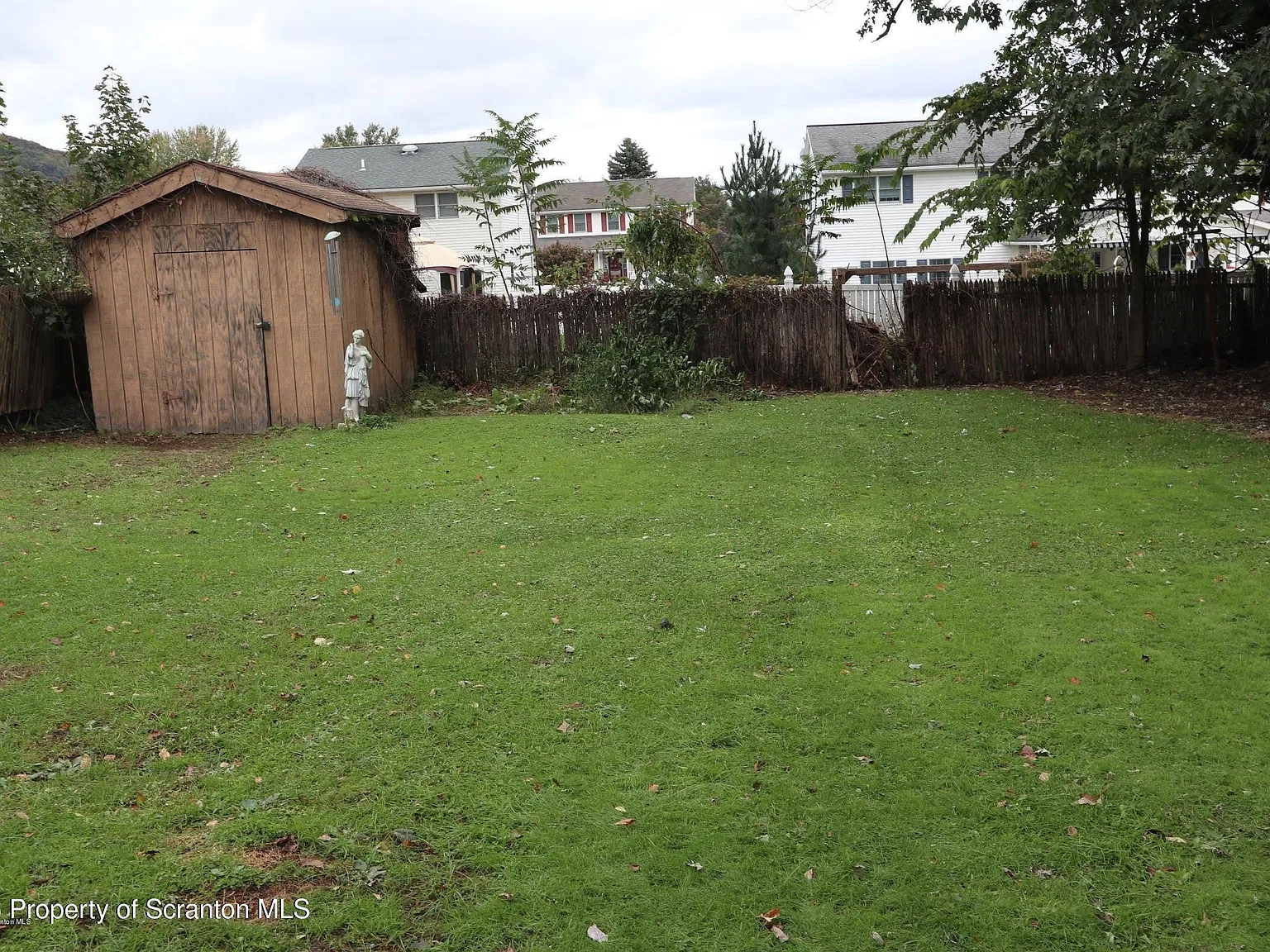 2 bed, 1.0 bath, 1100 sqft, $1,400 — Photo 3