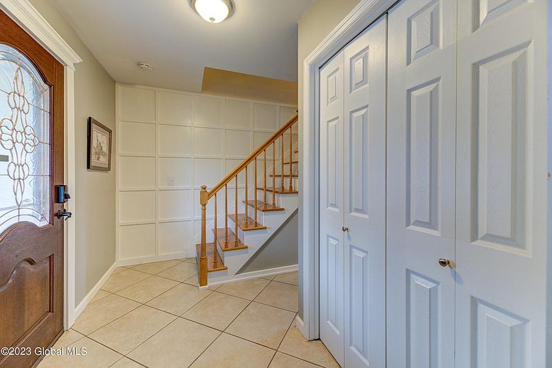 5th image of 108 Birch Street
