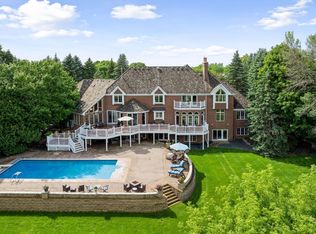 10 Apple Orchard Ct, White Bear Lake, MN 55110