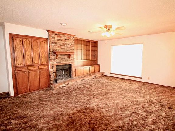 2nd image of 1603 W Country Club Blvd APT 4