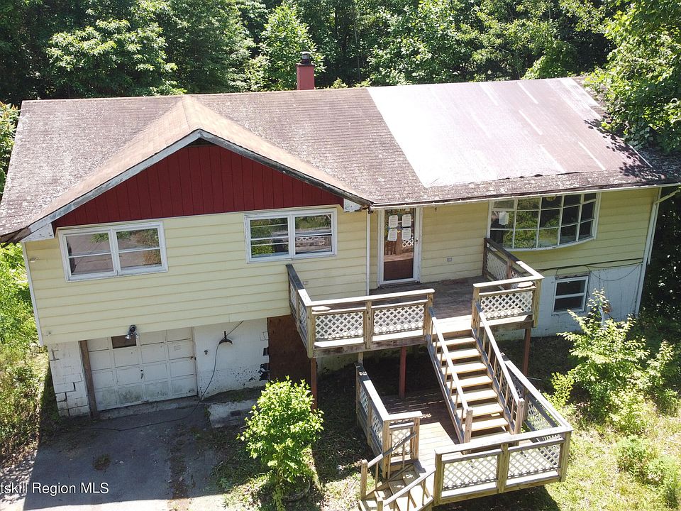 1st image of 144 Lewis Lane