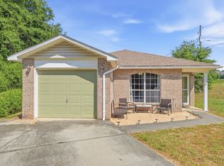 1327 Jeffrine Dr, Crestview, FL 32536
