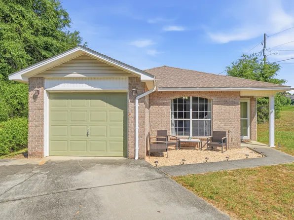 1327 Jeffrine Dr, Crestview, FL 32536