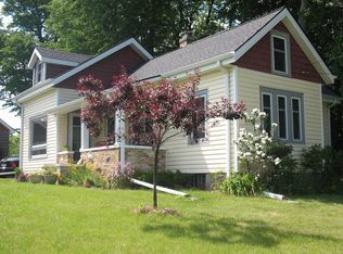 W220S2275 S Springdale Rd, Waukesha, WI 53186