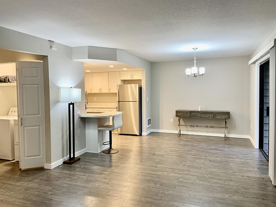 Great & Dining Room
