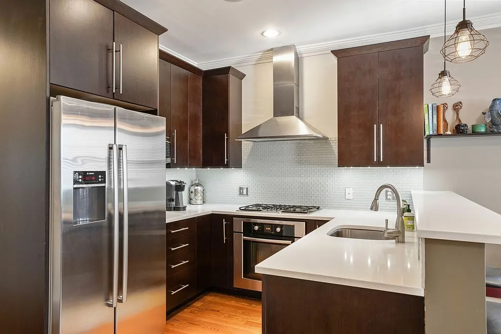 3 bed, 2.0 bath, 1750 sqft, $4,600 — Photo 3