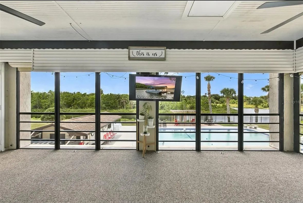 2 bed, 1316 sqft, $1,900 — Photo 1