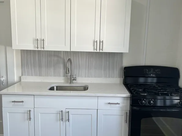 128 N Pinellas Ave #3, Tarpon Springs, FL 34689