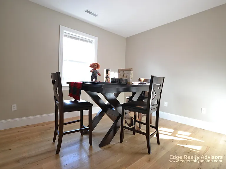 47 Francis St #3 — Photo 9