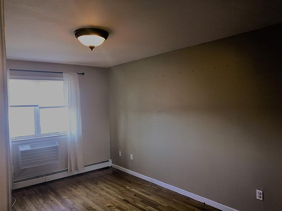 5th image of 6020 82nd St APT 2