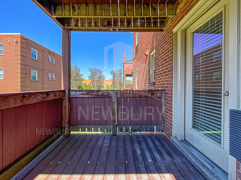 Aspen Court Apartments — Photo 8