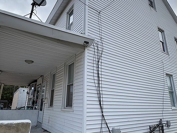 3rd image of 7157 Edmund St
