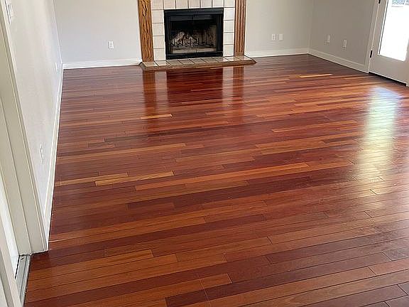 4th image of 1930 E Ellis Cir