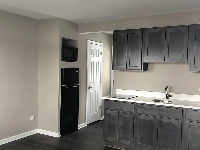 1590 Main St #1 — Photo 5