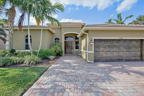 4th image of 10368 Cypress Lakes Preserve Dr