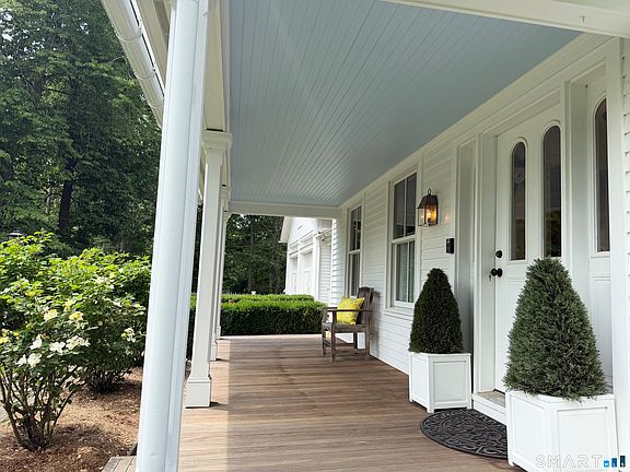 3rd image of 1 Hathaway Road