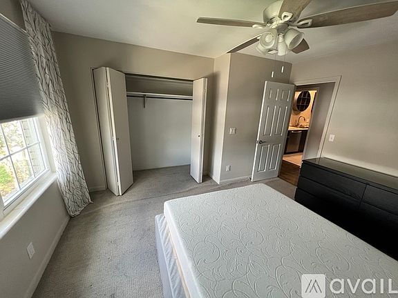 5th image of 4329 S Plaza Gate Ln #201