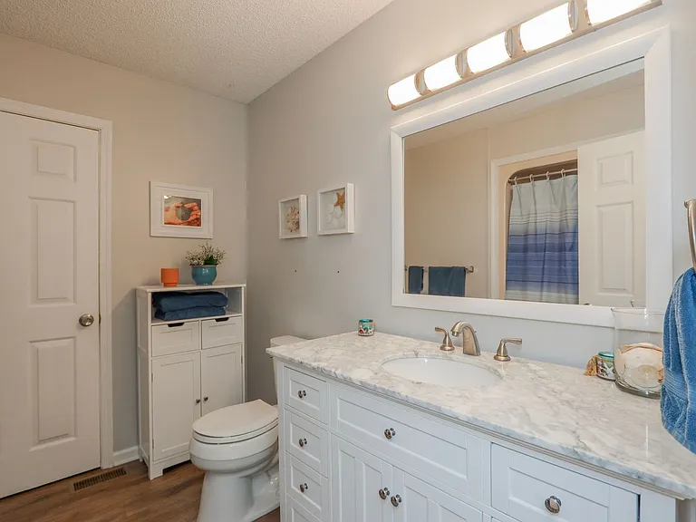 20B Freeman Dr — Photo 31