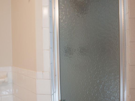4th image of 2050 Delaware Ave APT F