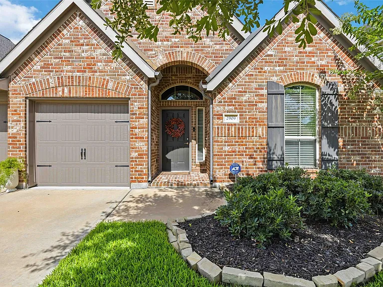 2909 Oakmist Ridge Ln — Photo 3
