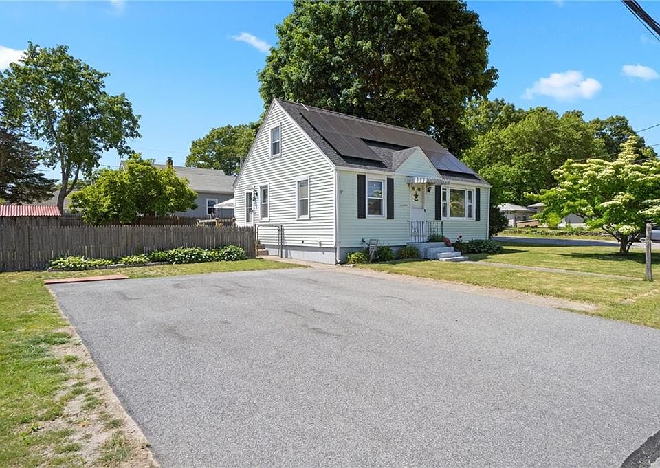 17 Harley St, West Warwick, RI 02893 Zillow