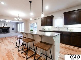 20104 Maple St, Gretna, NE 68028