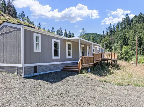 2320 McNabb Creek Rd, Winston, OR 97496