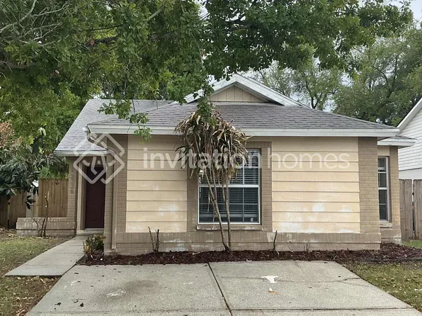 13336 Laraway Dr, Riverview, FL 33579