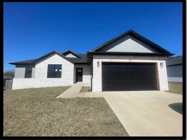 219 E Garnet Drive, Republic, MO 65738