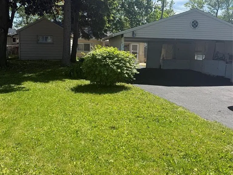 933 Myrtle Ave — Photo 20