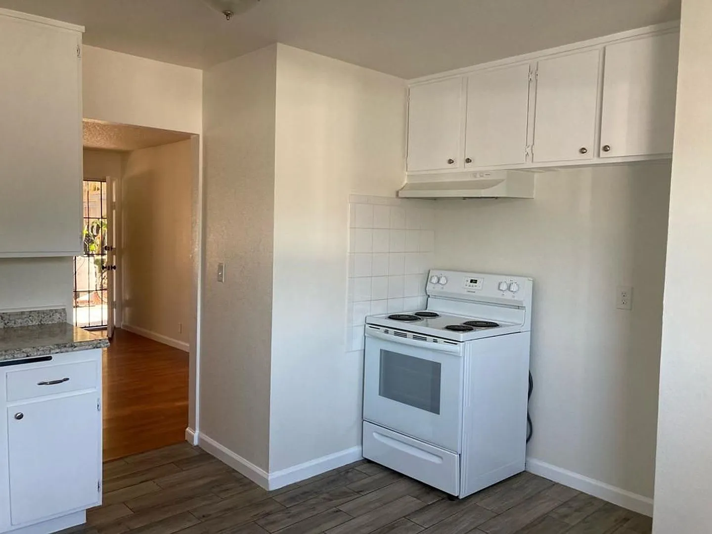 10600 Poplar Street — Photo 3