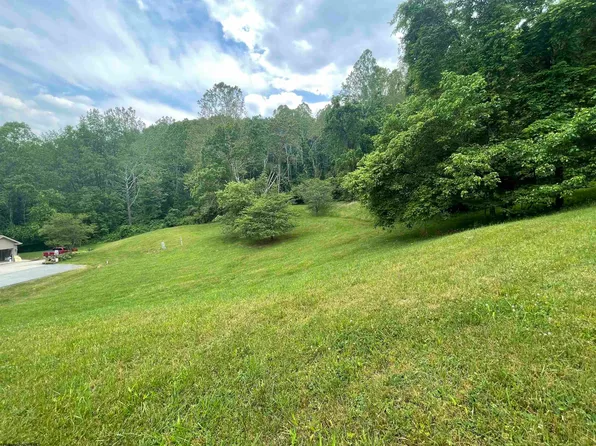 2 & 3 Legend Dr, Bridgeport, WV 26330