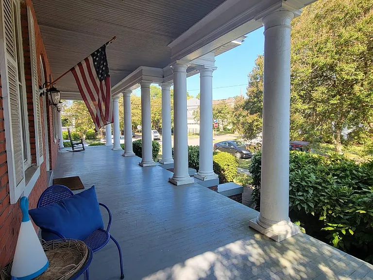 Amazing Front porch for reading enjoying the outdoors