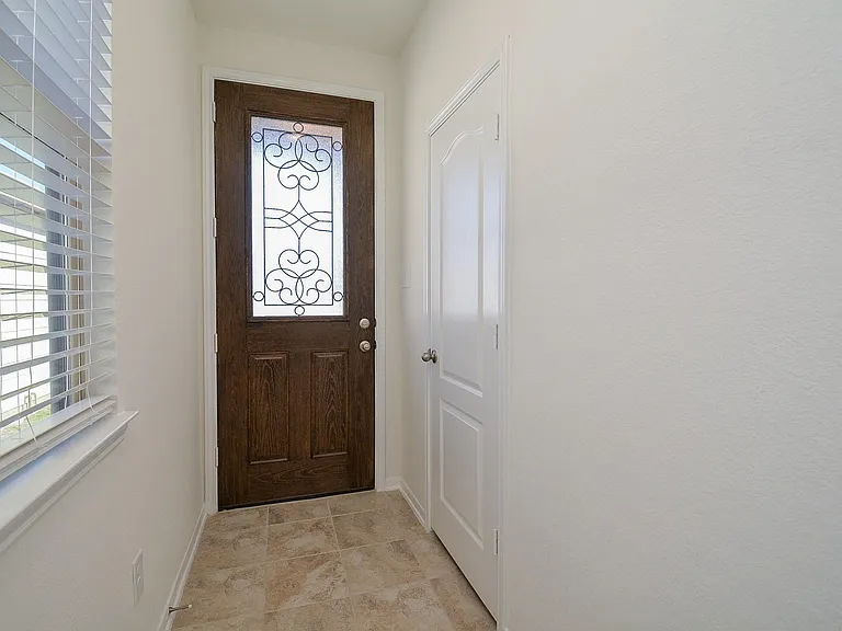 17327 Rock Willow Ln — Photo 3