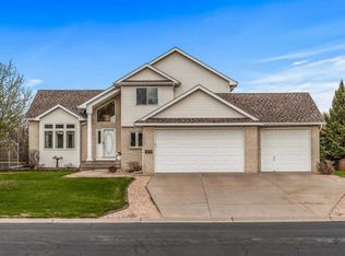 13777 Butternut St NW, Andover, MN 55304