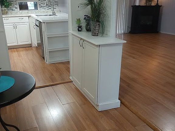 5th image of 44650 Forest View Rd