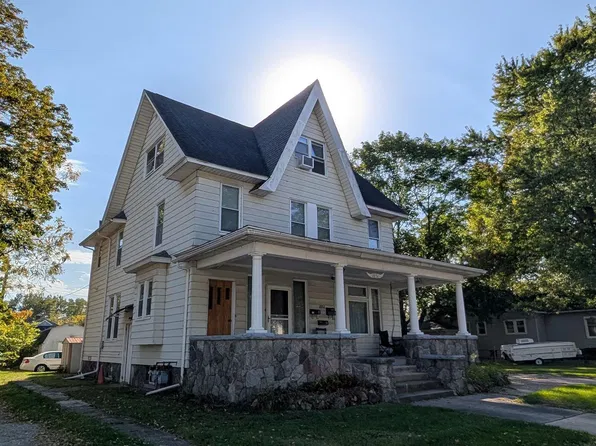 1051 Middlebury St, Elkhart, IN 46516